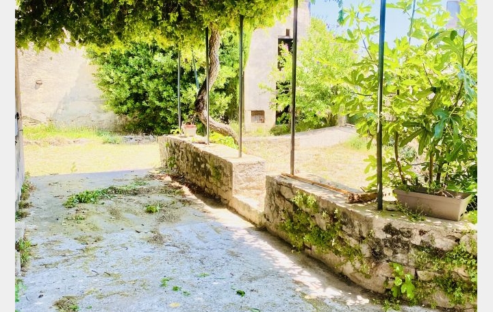 Maison LAGARDE-PAREOL (84290)  120 m2 265 000 € 