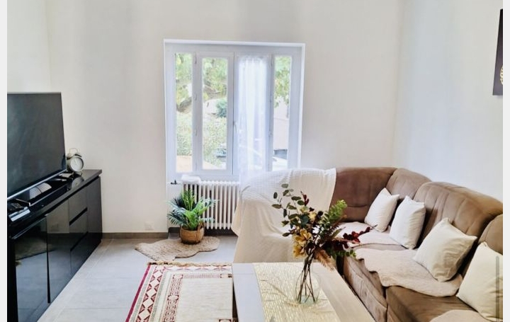 Maison de village VIOLES (84150)  160 m2 290 000 € 