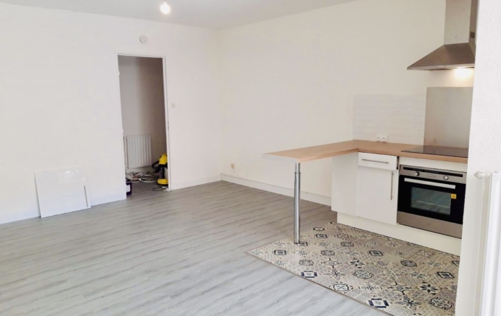 2 Pièces BAGNOLS-SUR-CEZE (30200)  48 m2 96 000 € 