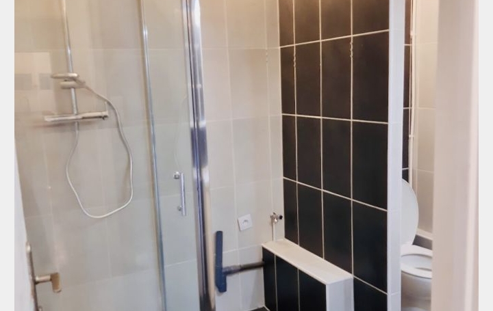 2 Pièces BAGNOLS-SUR-CEZE (30200)  48 m2 96 000 € 