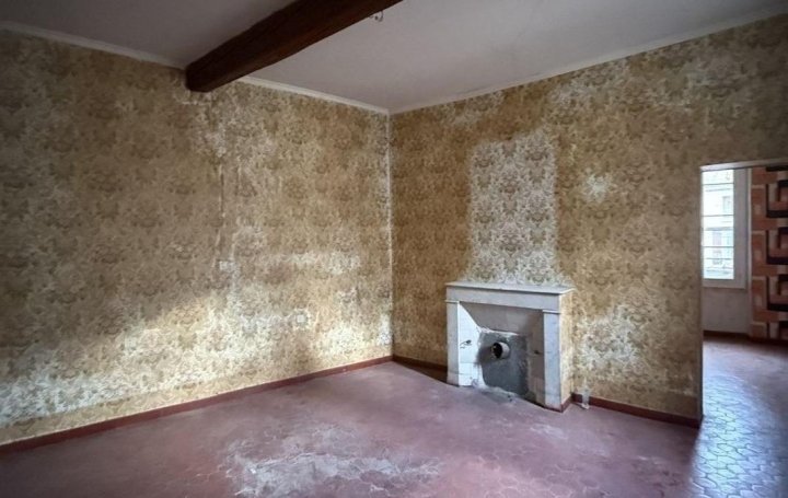 Immeuble COURTHEZON (84350)  200 m2 160 000 € 