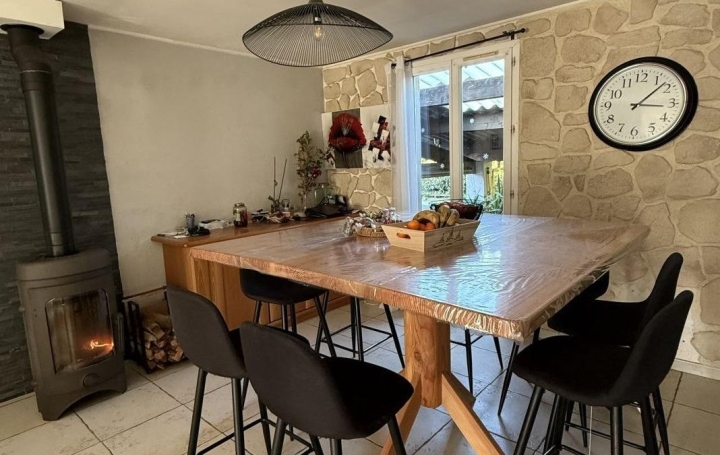 Villa COURTHEZON (84350)  130 m2 321 000 € 