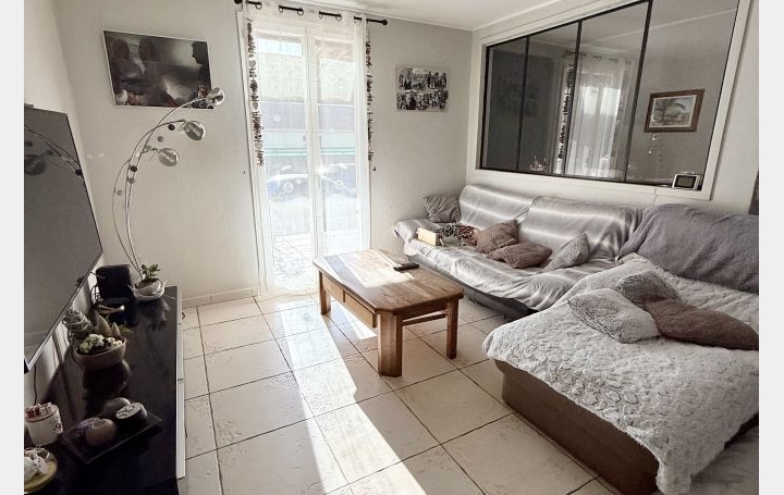 Villa COURTHEZON (84350)  130 m2 321 000 € 