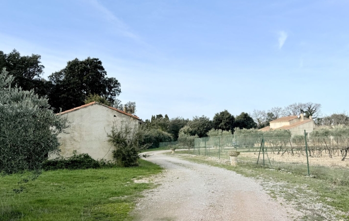 Maison SARRIANS (84260)  135 m2 440 000 € 