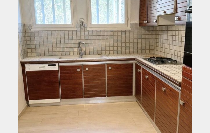 Villa CARPENTRAS (84200)  120 m2 385 000 € 