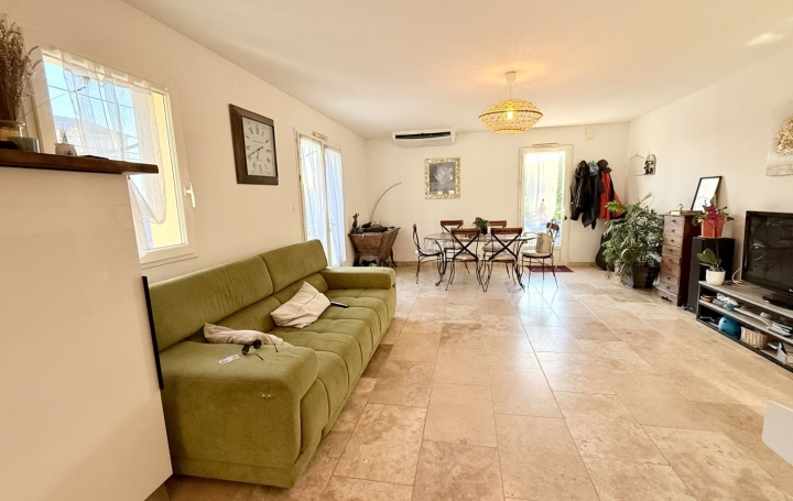 Villa VACQUEYRAS (84190)  105 m2 450 000 € 