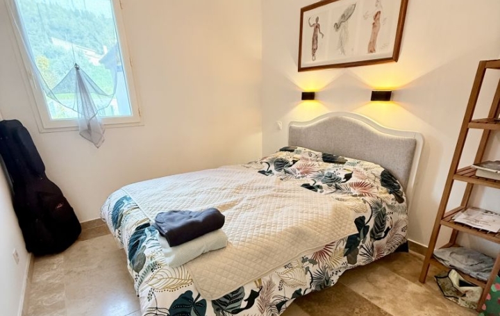 Villa VACQUEYRAS (84190)  105 m2 450 000 € 