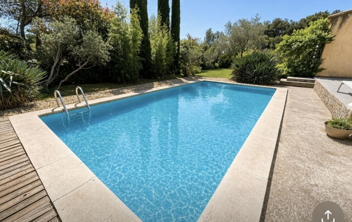 Villa VACQUEYRAS (84190)  128 m2 445 000 € 