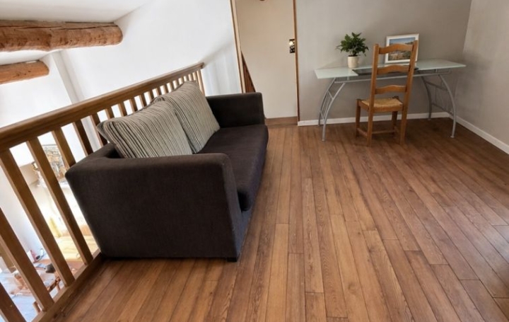 Villa VACQUEYRAS (84190)  128 m2 445 000 € 