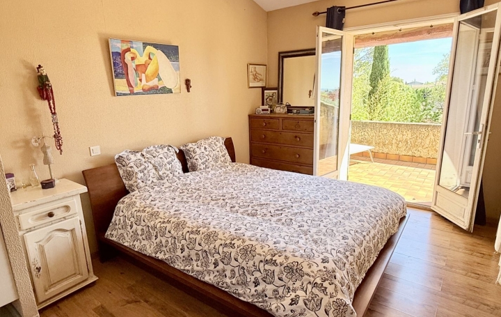 Villa VACQUEYRAS (84190)  128 m2 445 000 € 