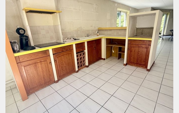 Villa BEAUMES-DE-VENISE (84190)  127 m2 325 000 € 