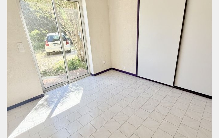 Villa BEAUMES-DE-VENISE (84190)  127 m2 325 000 € 