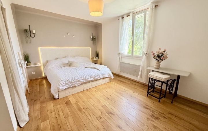Maison COURTHEZON (84350)  75 m2 220 000 € 
