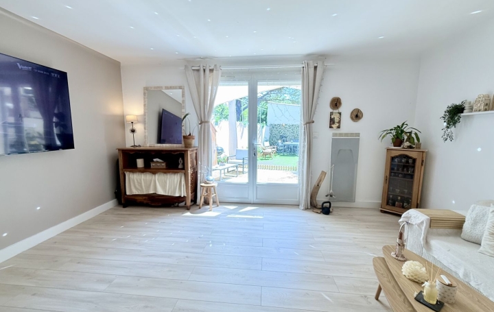 Maison COURTHEZON (84350)  75 m2 220 000 € 