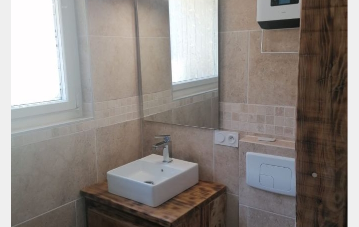 1 Pièce VAISON-LA-ROMAINE (84110)  60 m2 195 000 € 