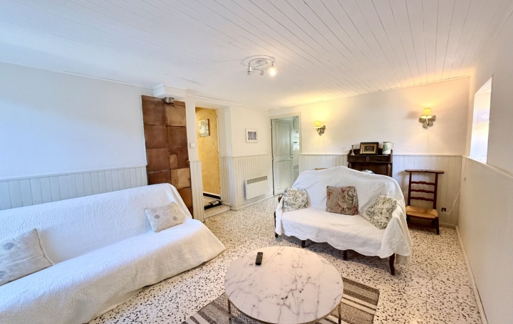 Maison VACQUEYRAS (84190)  82 m2 275 000 € 