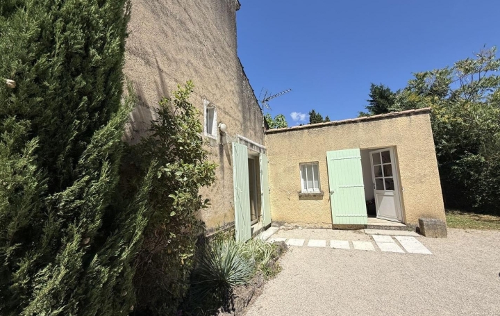 Maison VACQUEYRAS (84190)  82 m2 275 000 € 