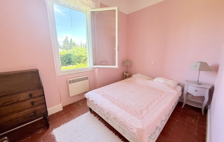Maison VACQUEYRAS (84190)  82 m2 275 000 € 