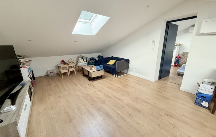 Maison SABLET (84110)  114 m2 345 000 € 