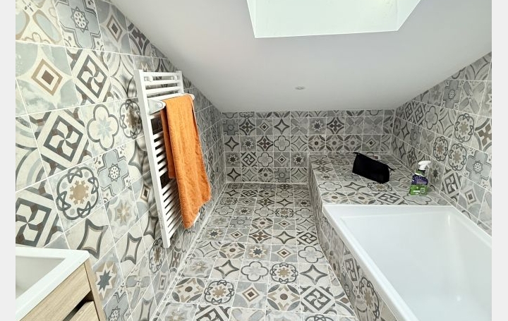 Maison SABLET (84110)  114 m2 345 000 € 
