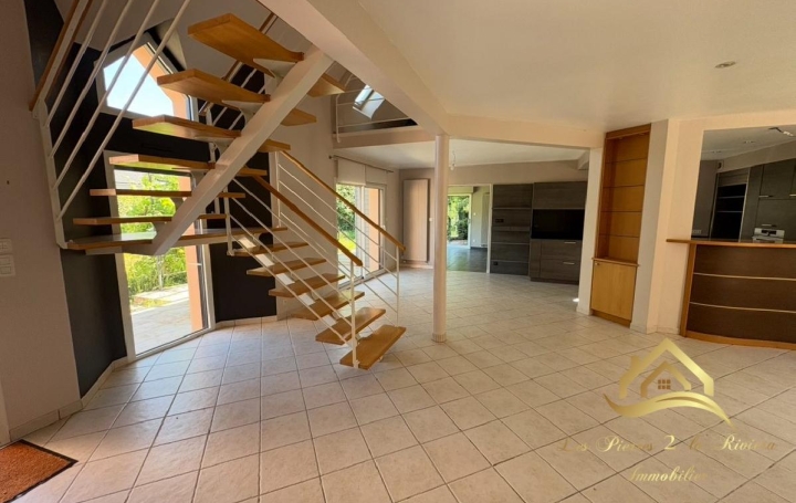 Maison FOUESNANT (29170)  160 m2 550 000 € 