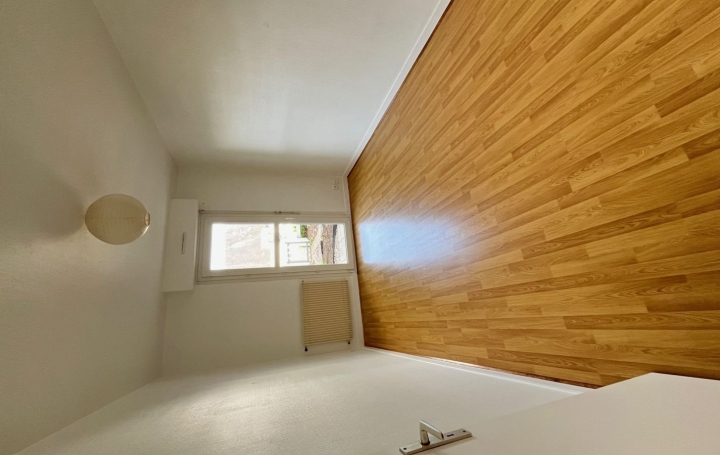 3 Pièces AUDIERNE (29770)  63 m2 189 900 € 