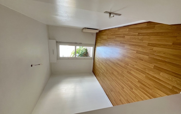 3 Pièces AUDIERNE (29770)  63 m2 189 900 € 