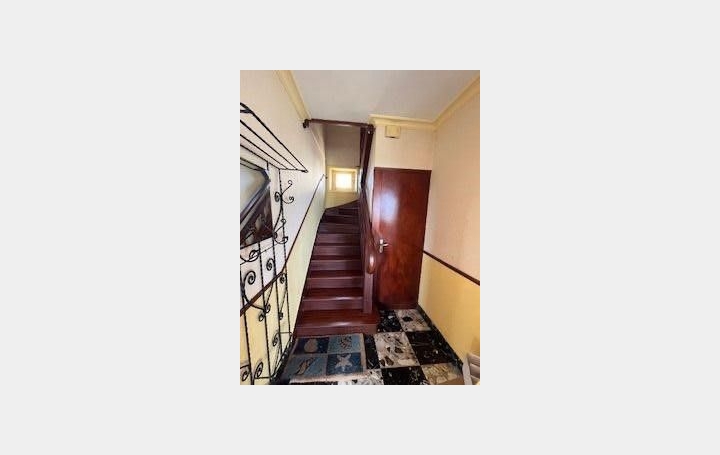 Maison PLOGOFF (29770)  110 m2 284 000 € 