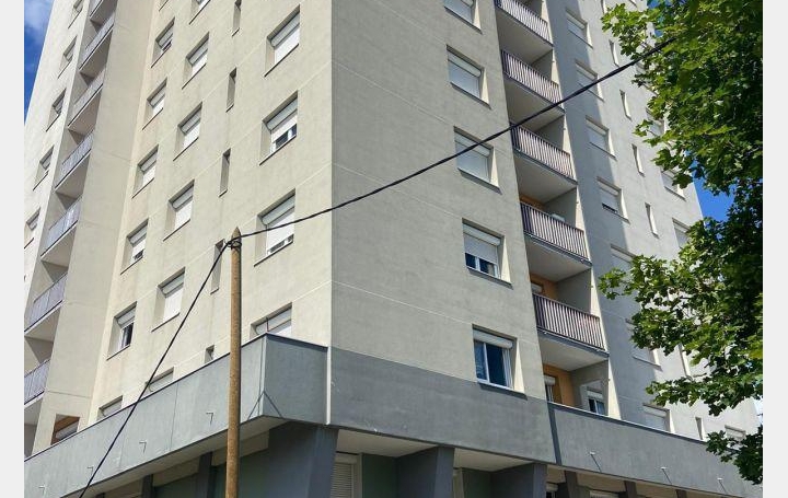 Réseau Immo-diffusion : Appartement P5  SAINT-ETIENNE  95 m2 69 000 € 