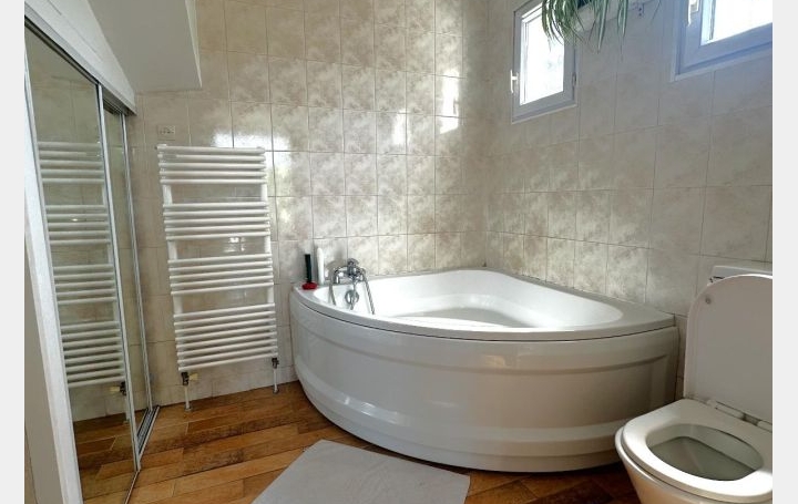 Maison NOISEAU (94880)  136 m2 495 000 € 