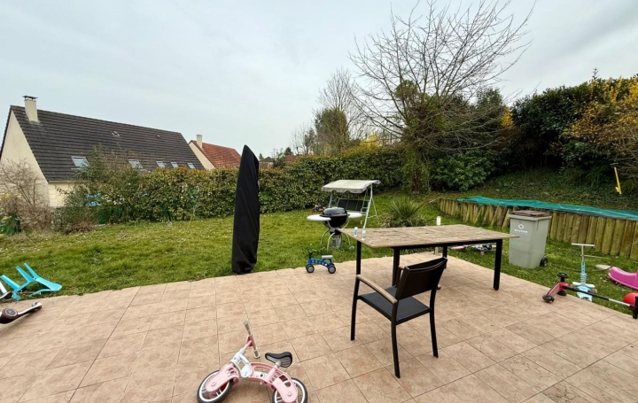 Maison VILLECRESNES (94440)  103 m2 440 000 € 