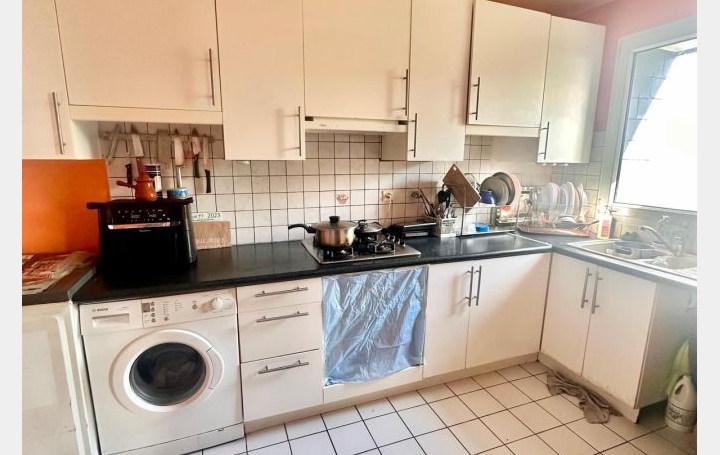 3 Pièces NOISEAU (94880)  67 m2 220 000 € 