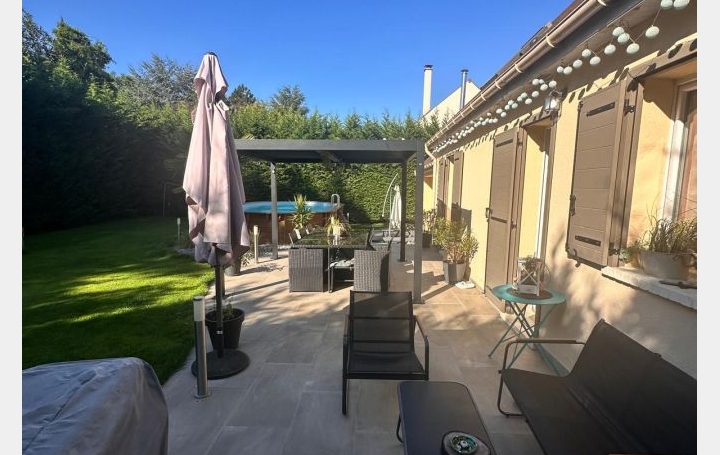 Maison LA QUEUE-EN-BRIE (94510)  191 m2 730 000 € 