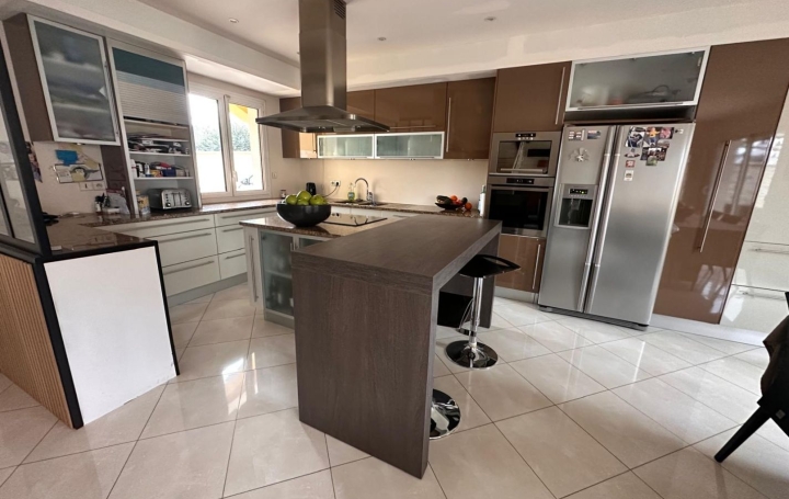 Maison OZOIR-LA-FERRIERE (77330)  149 m2 568 000 € 