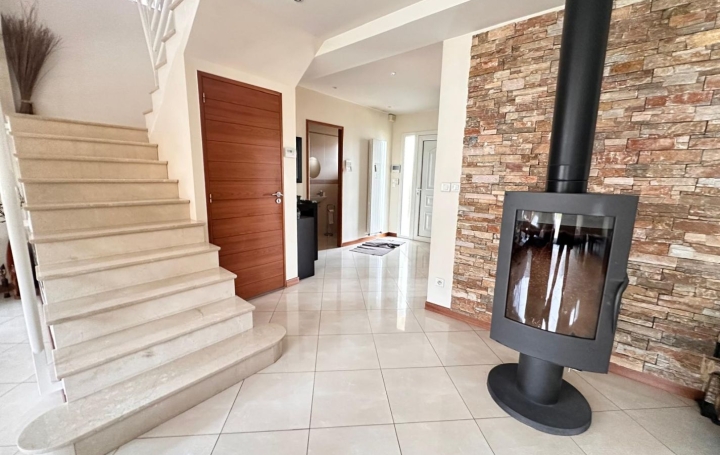 Maison OZOIR-LA-FERRIERE (77330)  149 m2 568 000 € 