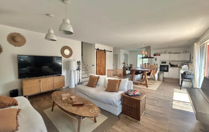 Maison BOUZIGUES (34140)  92 m2 649 000 € 