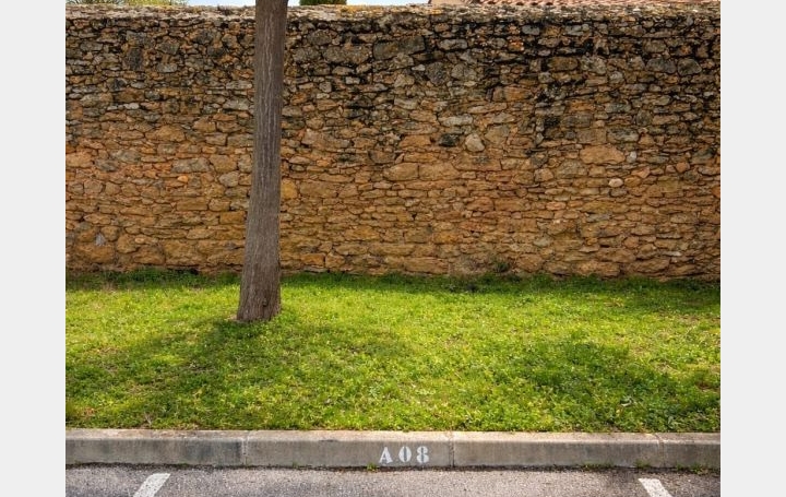 Studio POUSSAN (34560)  27 m2 112 000 € 