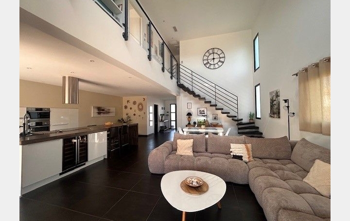 Maison GIGEAN (34770)  145 m2 620 000 € 