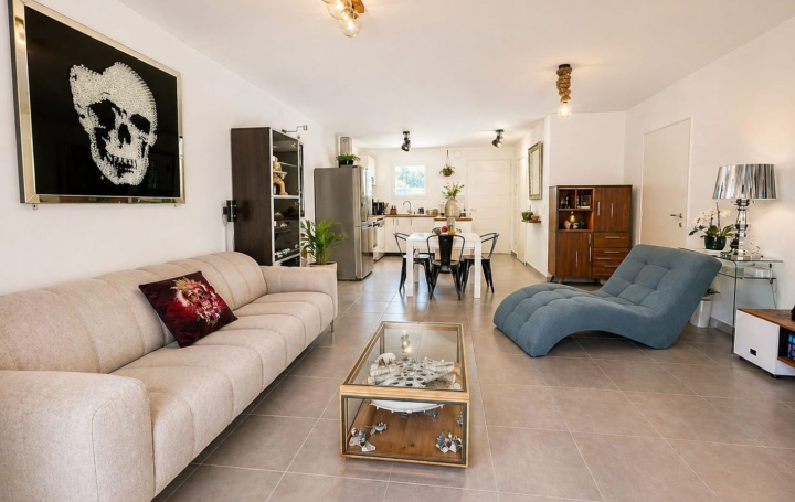 Maison POUSSAN (34560)  91 m2 359 000 € 