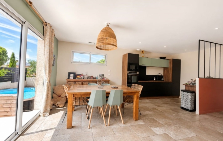 Maison BOUZIGUES (34140)  110 m2 465 000 € 