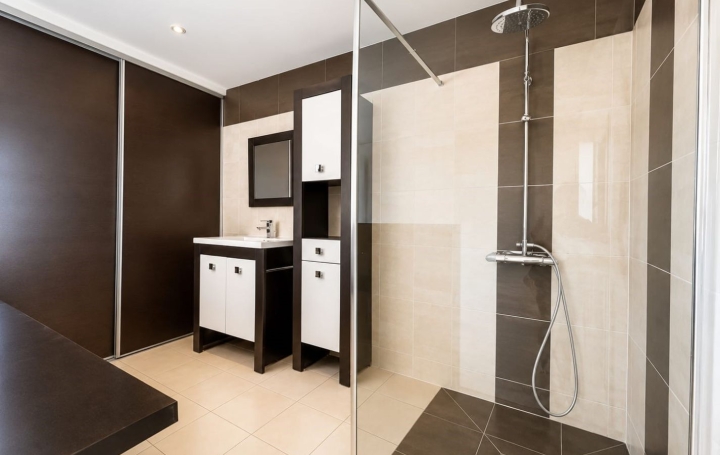 2 Pièces BOUZIGUES (34140)  45 m2 169 000 € 