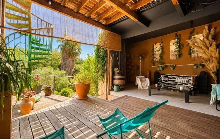Maison POUSSAN (34560)  165 m2 699 000 € 