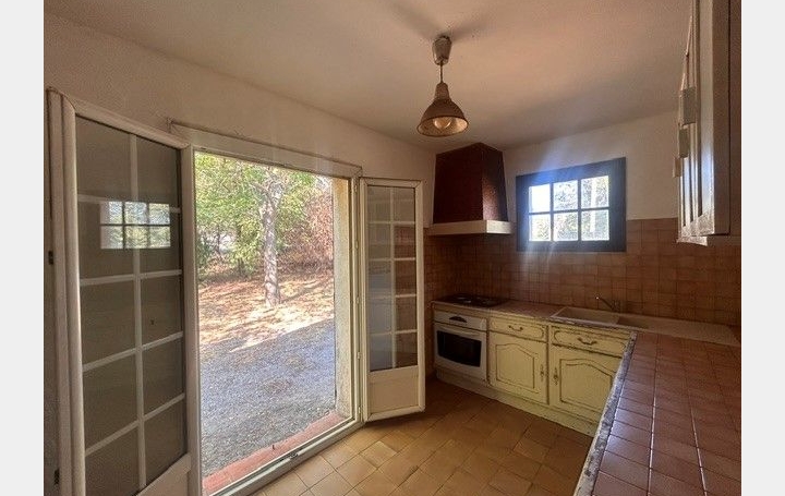 Maison POUSSAN (34560)  81 m2 350 000 € 