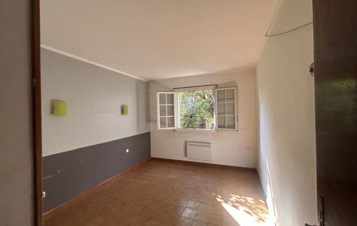 Maison POUSSAN (34560)  81 m2 350 000 € 