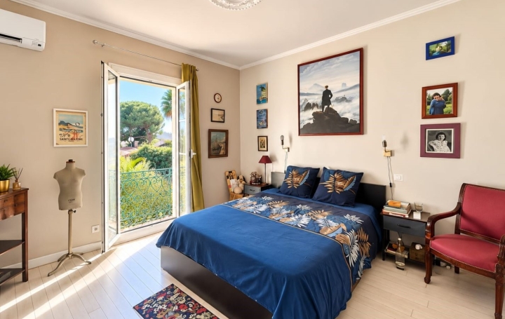 Maison de ville BOUZIGUES (34140)  210 m2 740 000 € 