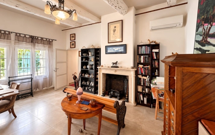 Maison de ville BOUZIGUES (34140)  210 m2 740 000 € 