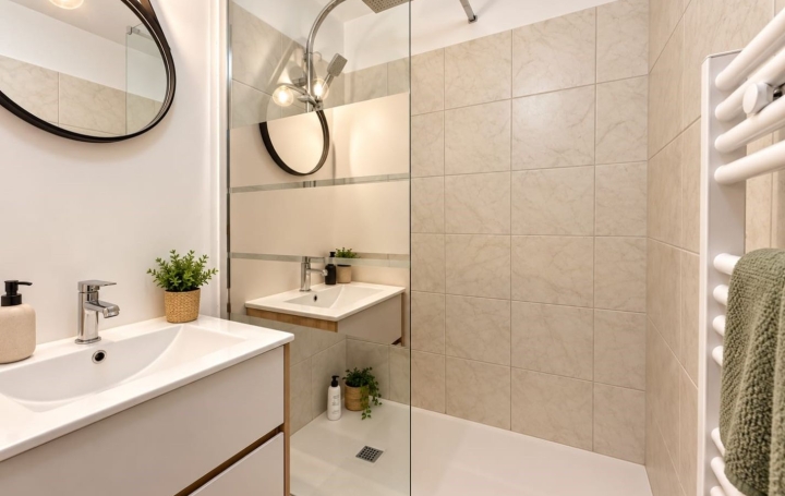 Studio SETE (34200)  27 m2 129 000 € 