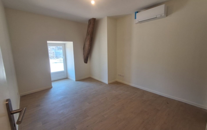 Maison SAINT-MEARD (87130)  84 m2 950 € 