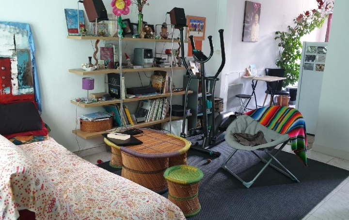 2 Pièces SAINT-LEONARD-DE-NOBLAT (87400)  40 m2 44 000 € 