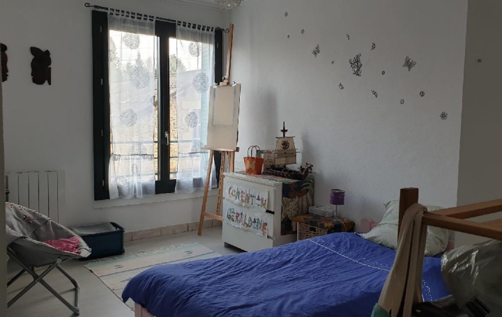 2 Pièces SAINT-LEONARD-DE-NOBLAT (87400)  40 m2 44 000 € 